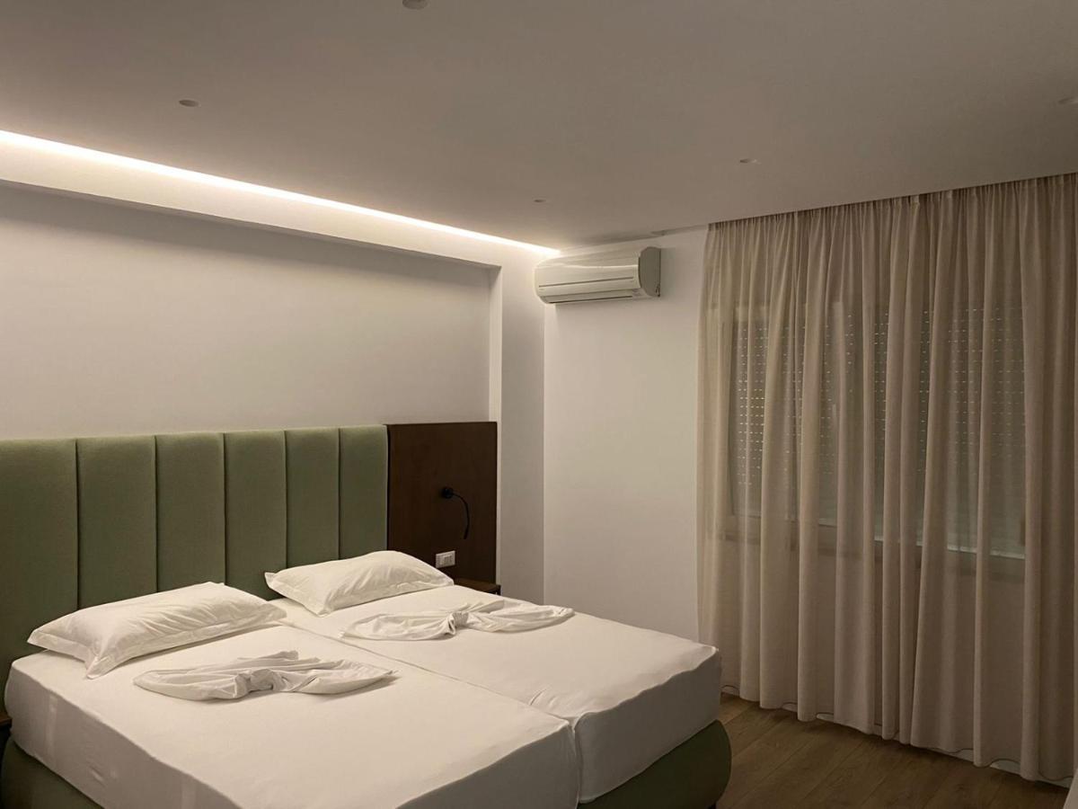 סרנדה Eval Hotel מראה חיצוני תמונה