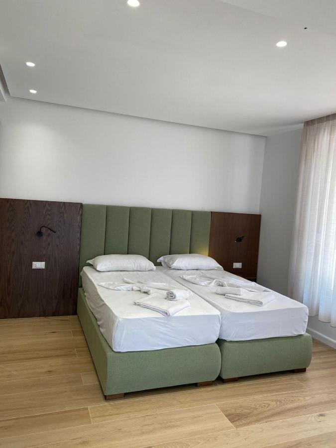 סרנדה Eval Hotel מראה חיצוני תמונה