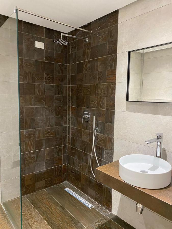 סרנדה Eval Hotel מראה חיצוני תמונה