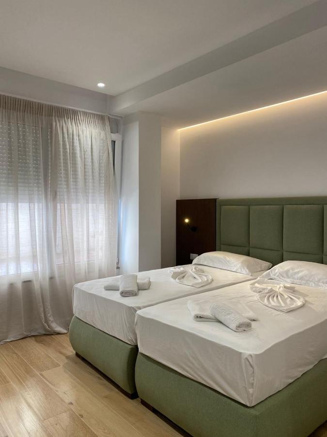 סרנדה Eval Hotel מראה חיצוני תמונה