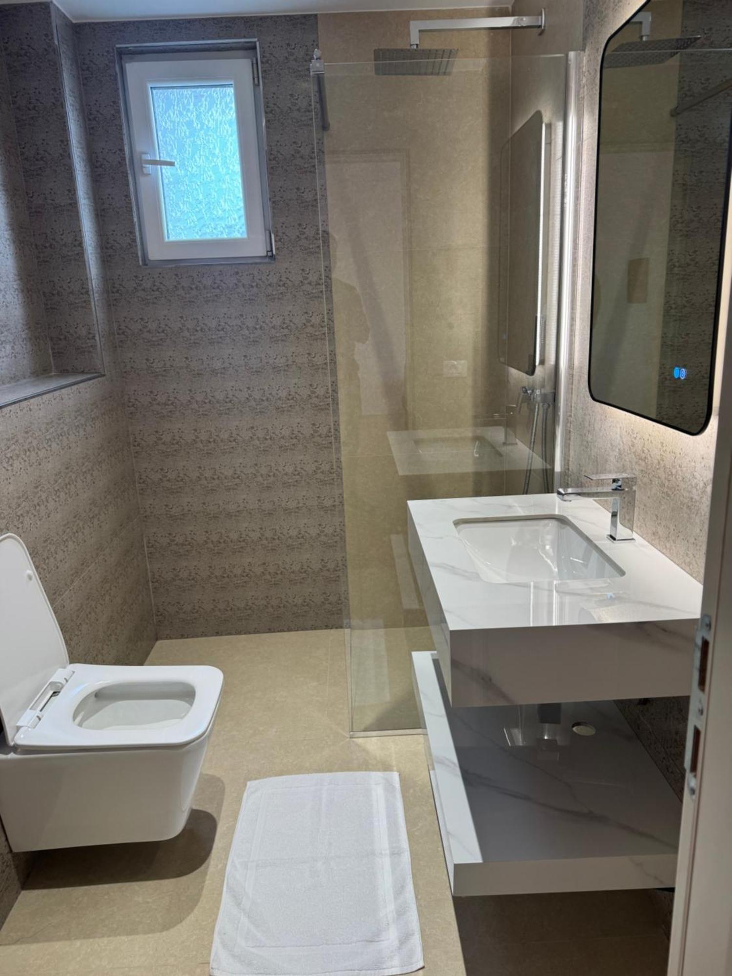 סרנדה Eval Hotel מראה חיצוני תמונה