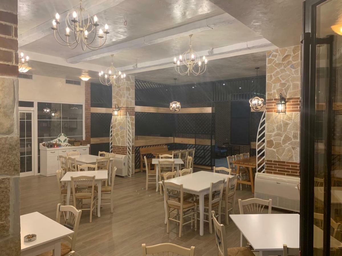 סרנדה Eval Hotel מראה חיצוני תמונה